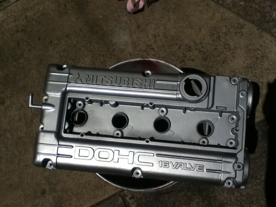 dsm valve cover